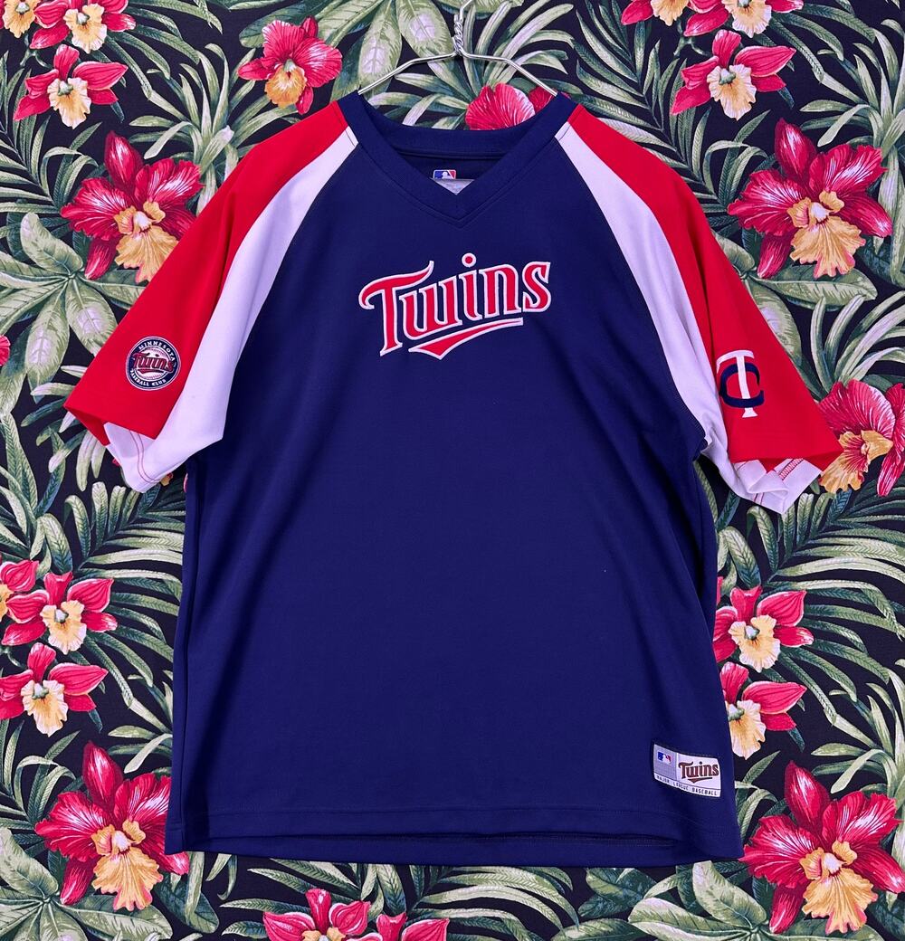 Minnesota Twins Baseball Team jersey Size Large